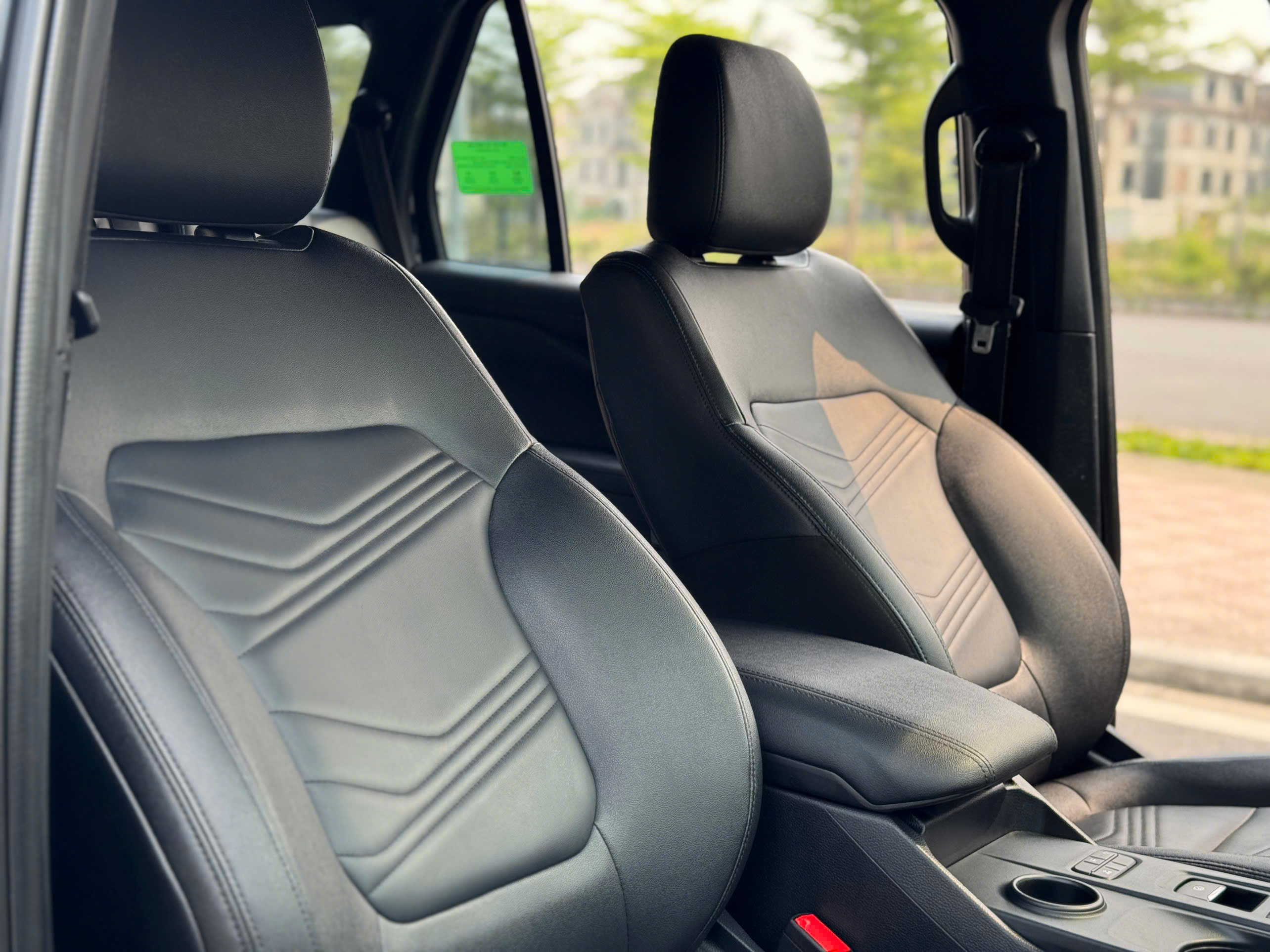 Ford Everest Titanium 4x2 sản xuất 2022